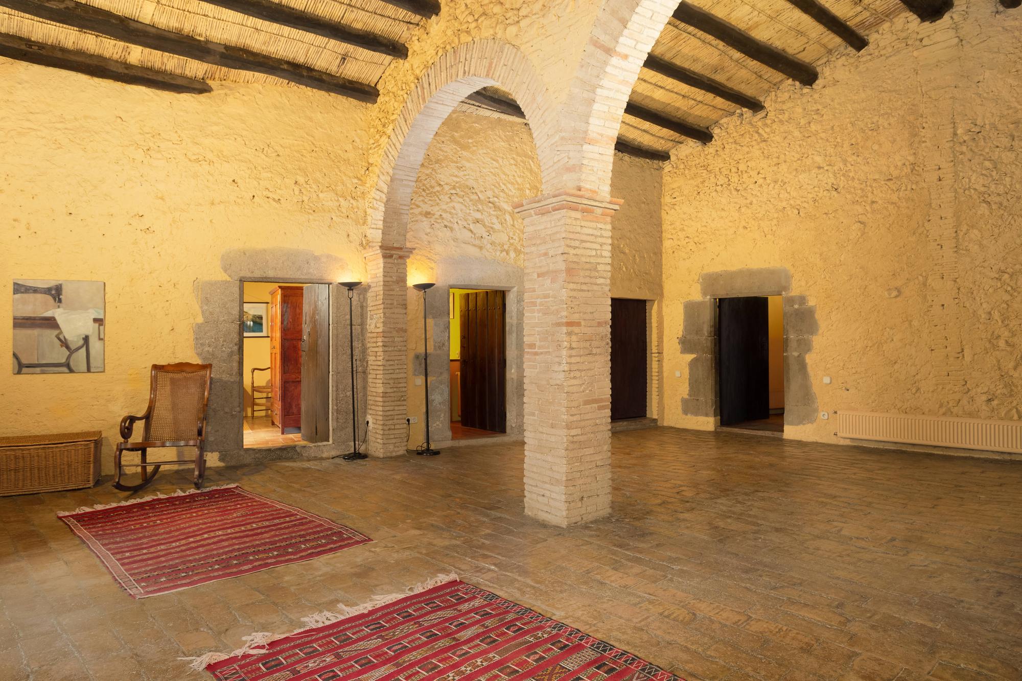 living - Girona rustic property to buy near Figueres and Costa Brava - gallery - 6