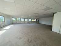 logistics - Entrepôt / Bureaux À Louer - gallery thumbnail - 6