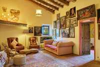living - 2,200m² country house with 15,000m² garden for sale in Pla de l'Estany - gallery thumbnail - 7