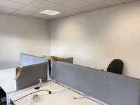 logistics - Activités / Bureaux À Louer - gallery thumbnail - 9