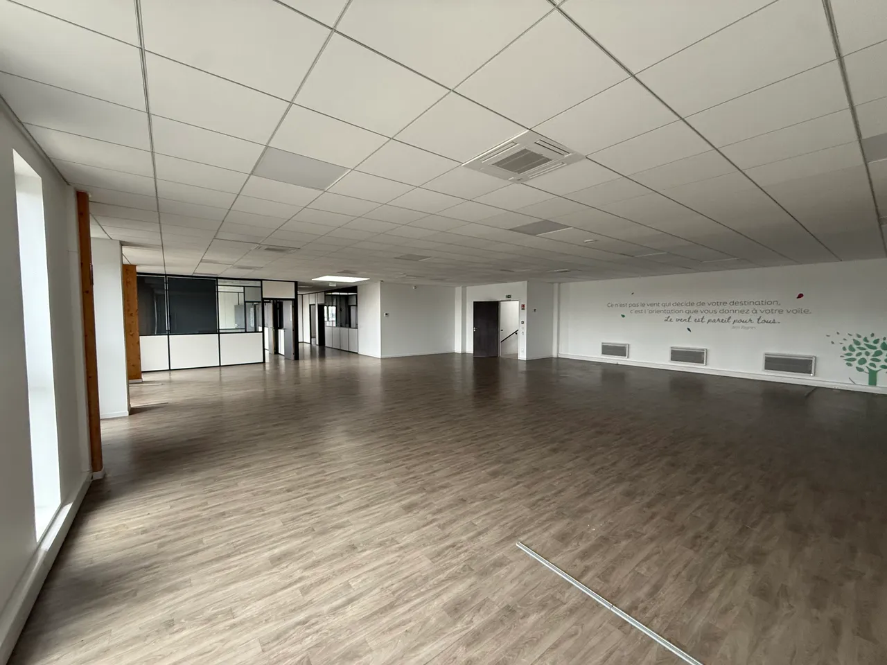 logistics - Activités / Bureaux À Louer - gallery - 9