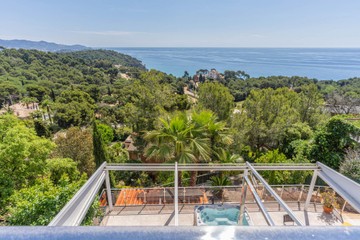 living - Casa / villa de 250m² en venta en Blanes, Costa Brava - featured