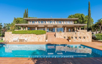 living - 1,014m² house / villa for sale in Torrelodones, Madrid - featured