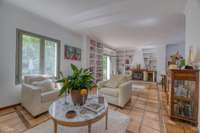 living - Casa rural de 350m² en venta en Esporles, Islas Baleares - gallery thumbnail - 9