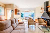 living - 177m² house / villa with 27m² garden for sale in Vallpineda - gallery thumbnail - 3