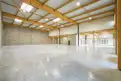 logistics - Activités / Bureaux À Louer - gallery thumbnail - 2