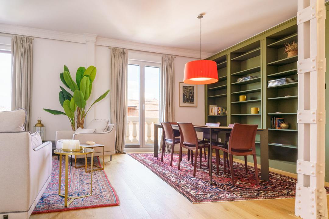living - 140m² apartment for rent in Almagro, Madrid - gallery - 2