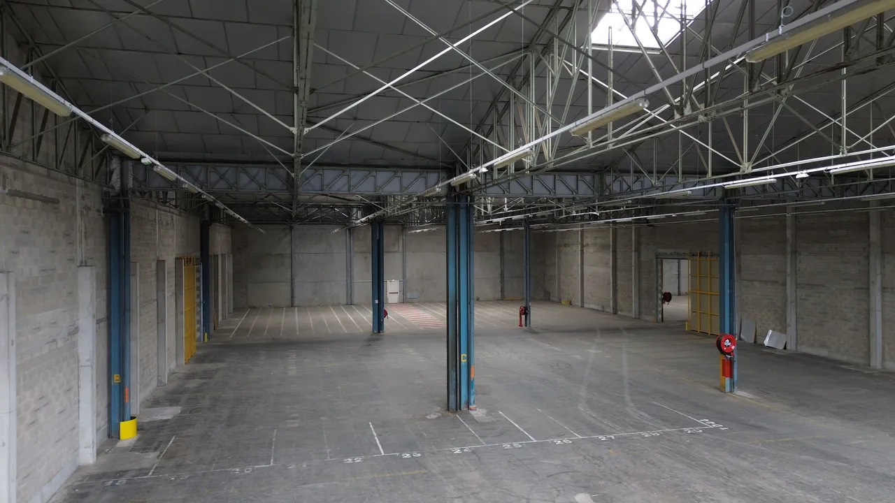 logistics - Entrepôt Logistique À Louer - gallery - 3