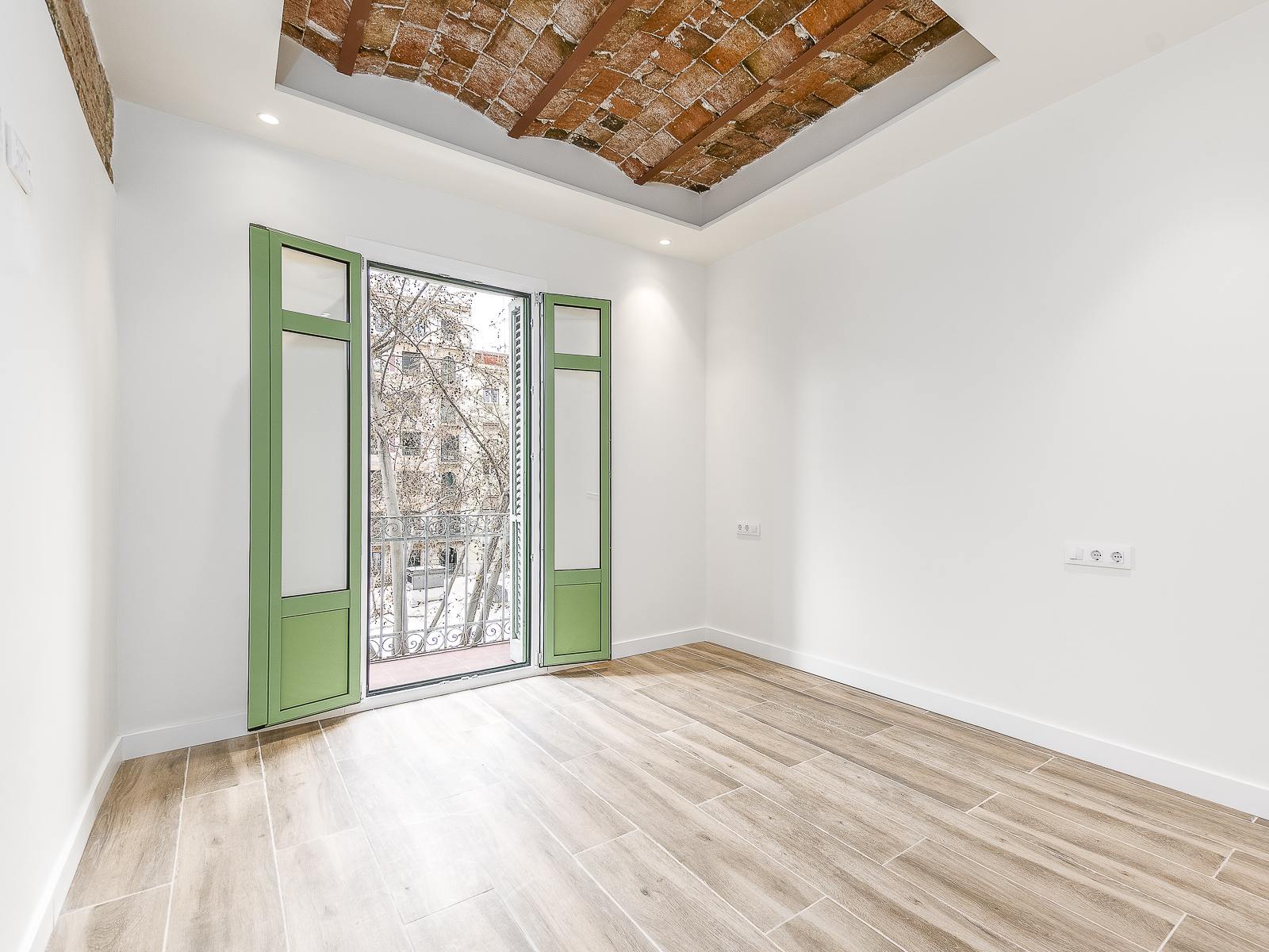 living - Piso de 75m² en venta en Eixample Derecho, Barcelona - gallery thumbnail - 2