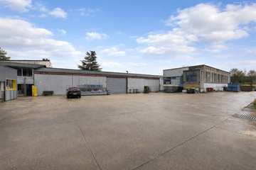 logistics - Activités / Bureaux À Vendre - featured