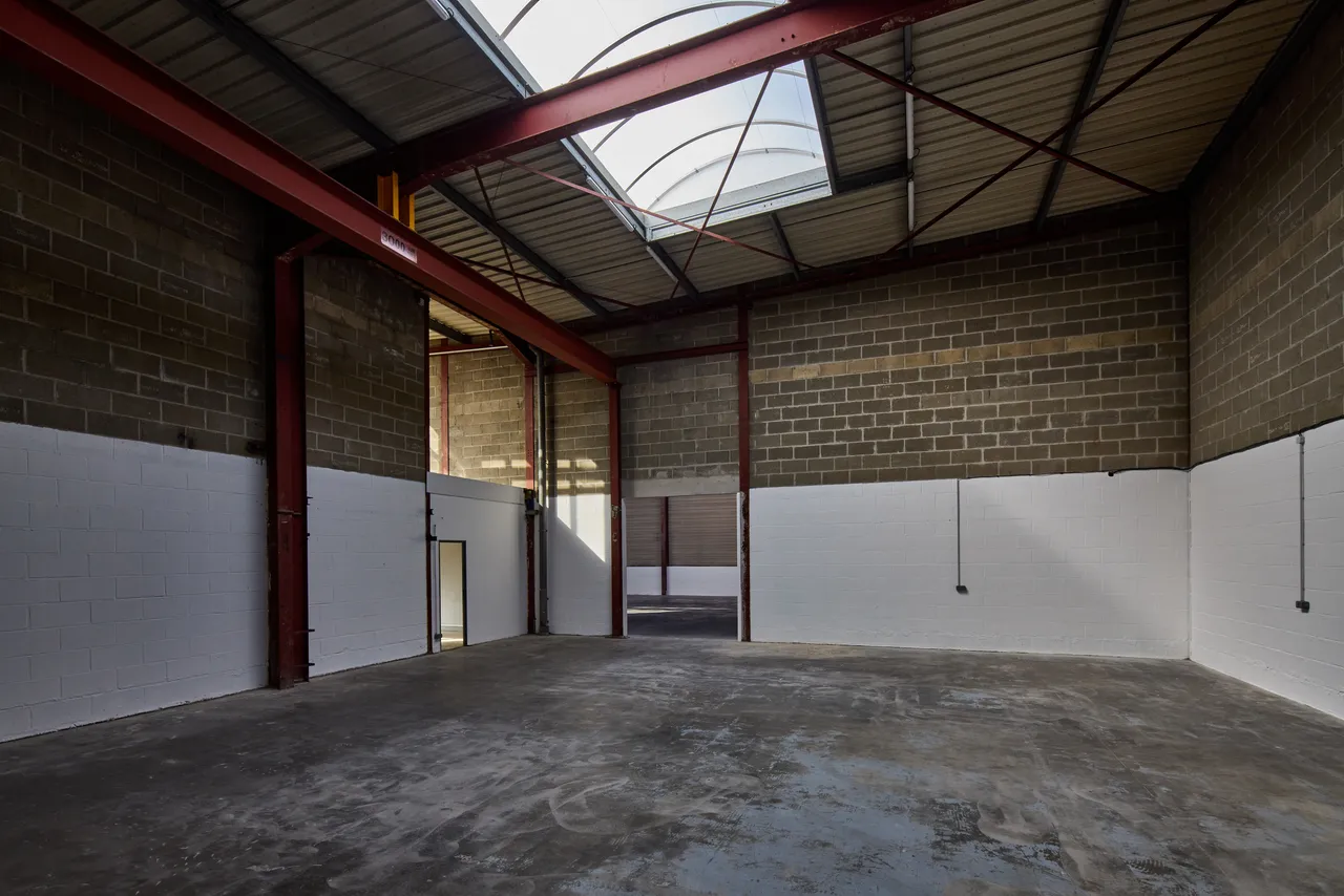logistics - Activités / Bureaux À Louer - gallery - 2