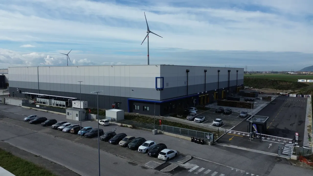 logistics - East Pisa - Logistics - Dils - gallery - 4