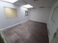 logistics - Activités / Bureaux À Louer - gallery thumbnail - 10
