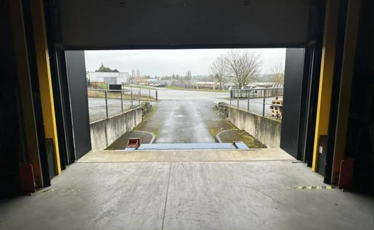 logistics - Entrepôt / Bureaux À Vendre - gallery - 3