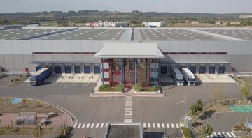 logistics - Logistics Warehouse For Rent - featured