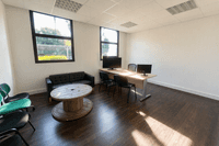 logistics - Activités / Bureaux À Louer - gallery thumbnail - 5