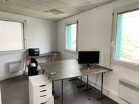 office - Bureaux À Louer - gallery thumbnail - 9