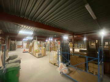 logistics - Entrepôt À Louer - featured