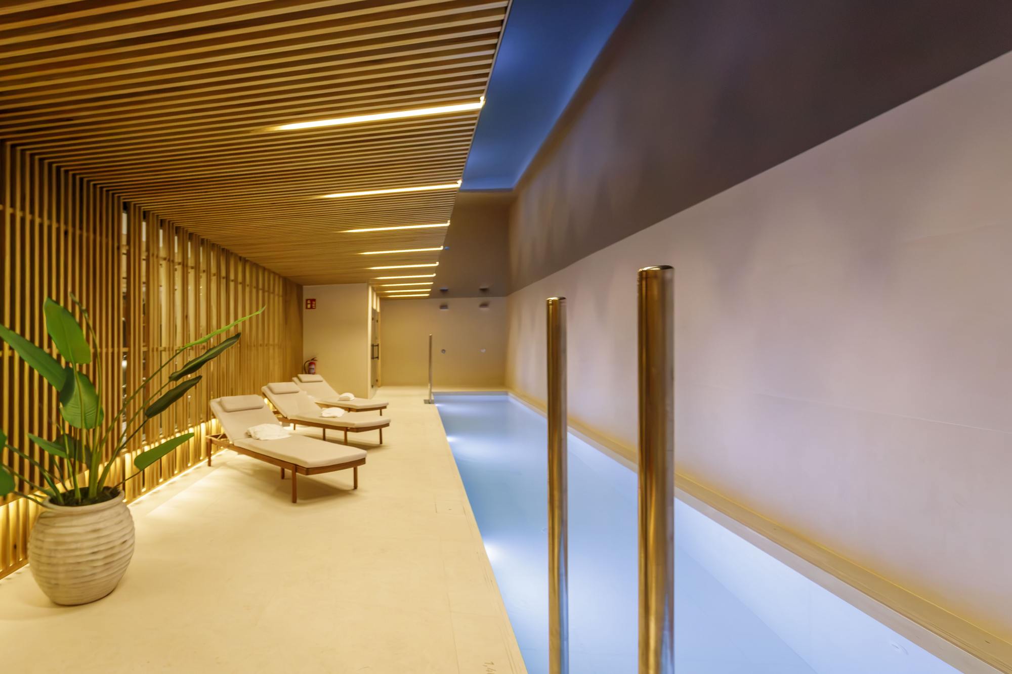 living - 193m² apartment for rent in Lista, Madrid - gallery thumbnail - 2