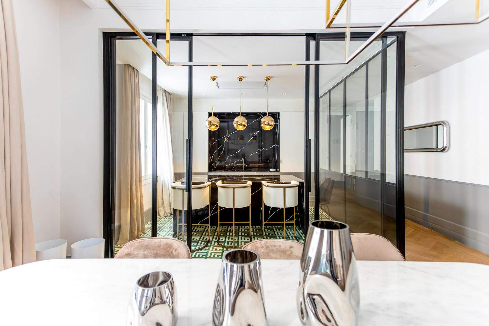 living - 287m² apartment for rent in Almagro, Madrid - gallery - 7