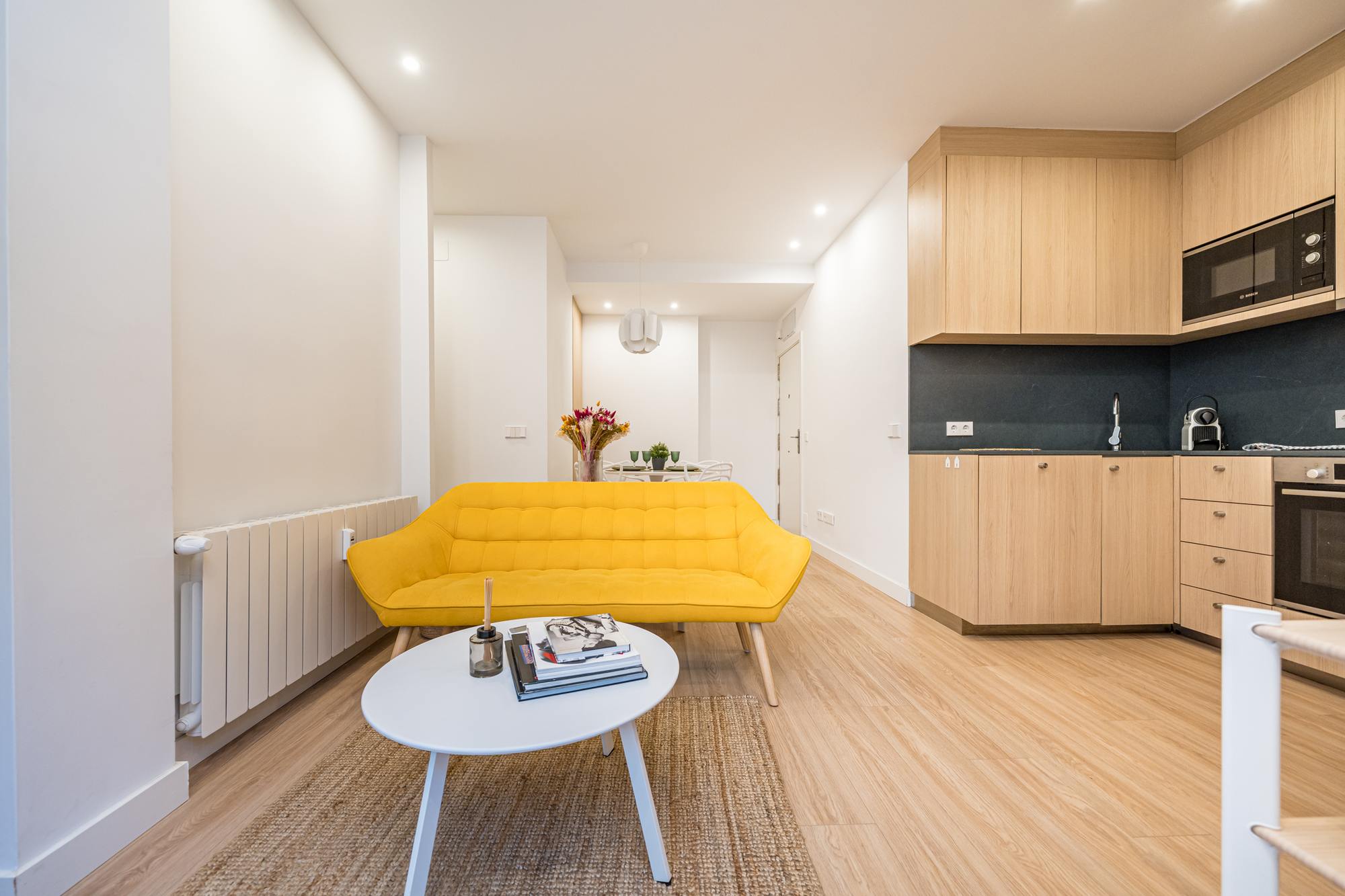 living - 47m² apartment for sale in Hispanoamérica, Madrid - gallery thumbnail - 4