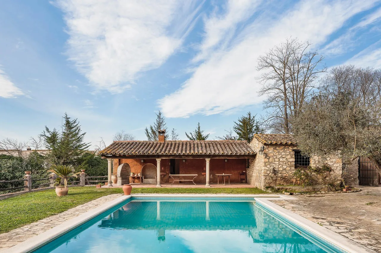 living - Masía de 1.070m² en venta en Girona - gallery - 6