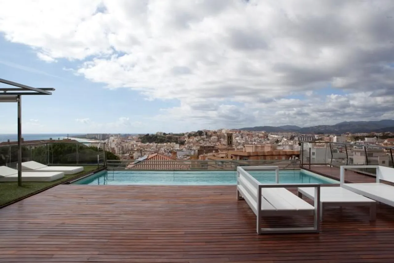 living - Villa moderna en la Costa Brava al lado del puerto de Blanes - gallery - 2