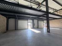 logistics - Activités / Bureaux À Louer - gallery thumbnail - 3