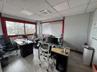 logistics - Warehouse / Offices For Rent - gallery thumbnail - 9