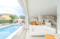 living - 500m² house / villa for rent in Bétera, Valencia - gallery thumbnail - 9