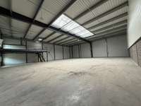 logistics - Light Industrial Premises / Offices For Rent - gallery thumbnail - 2