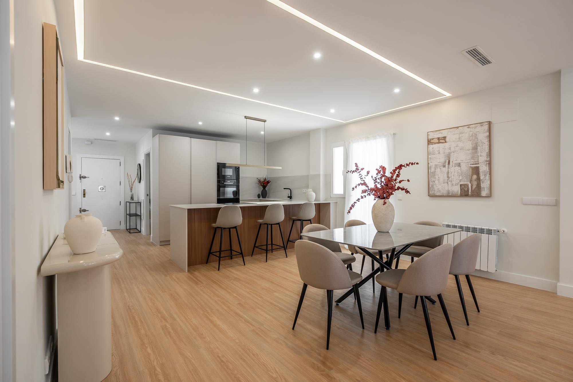 living - Piso de 159m² en venta en Berruguete, Madrid - gallery thumbnail - 10