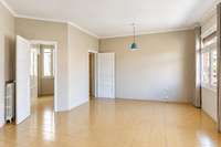 living - Piso de 102m² con 8m² terraza en venta en Eixample Derecho - gallery thumbnail - 4