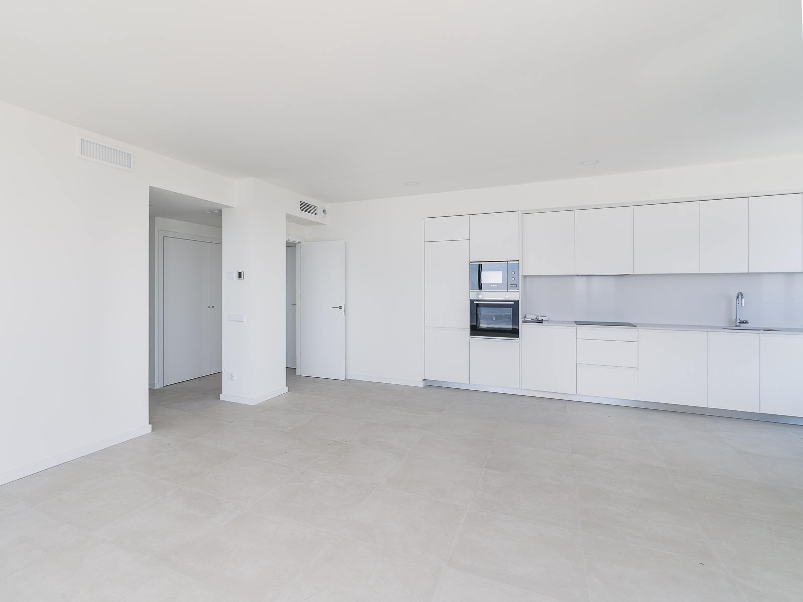 living - Piso de 93m² con 17m² terraza en venta en Badalona - gallery thumbnail - 10