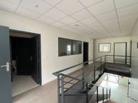 logistics - Entrepôt / Bureaux À Louer - gallery thumbnail - 4