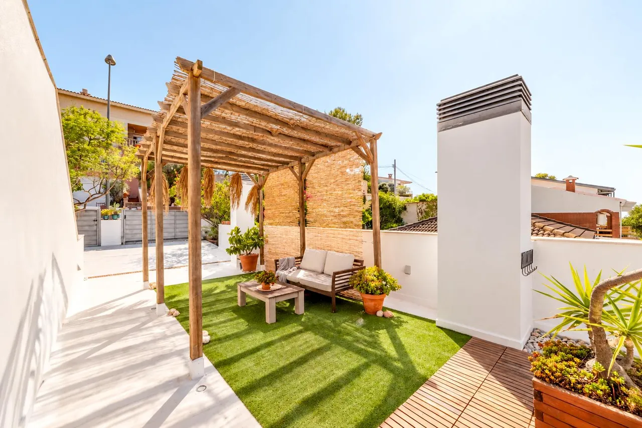 living - Casa / villa de 215m² con 157m² terraza en venta en Levantina - gallery - 6