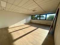 logistics - Activités / Bureaux À Louer - gallery thumbnail - 5