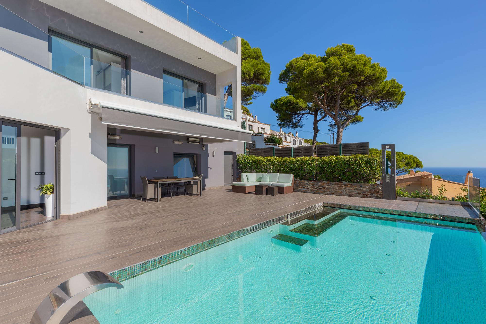 living - Casa / villa de 315m² en venta en Sa Tuna, Costa Brava - gallery thumbnail - 3