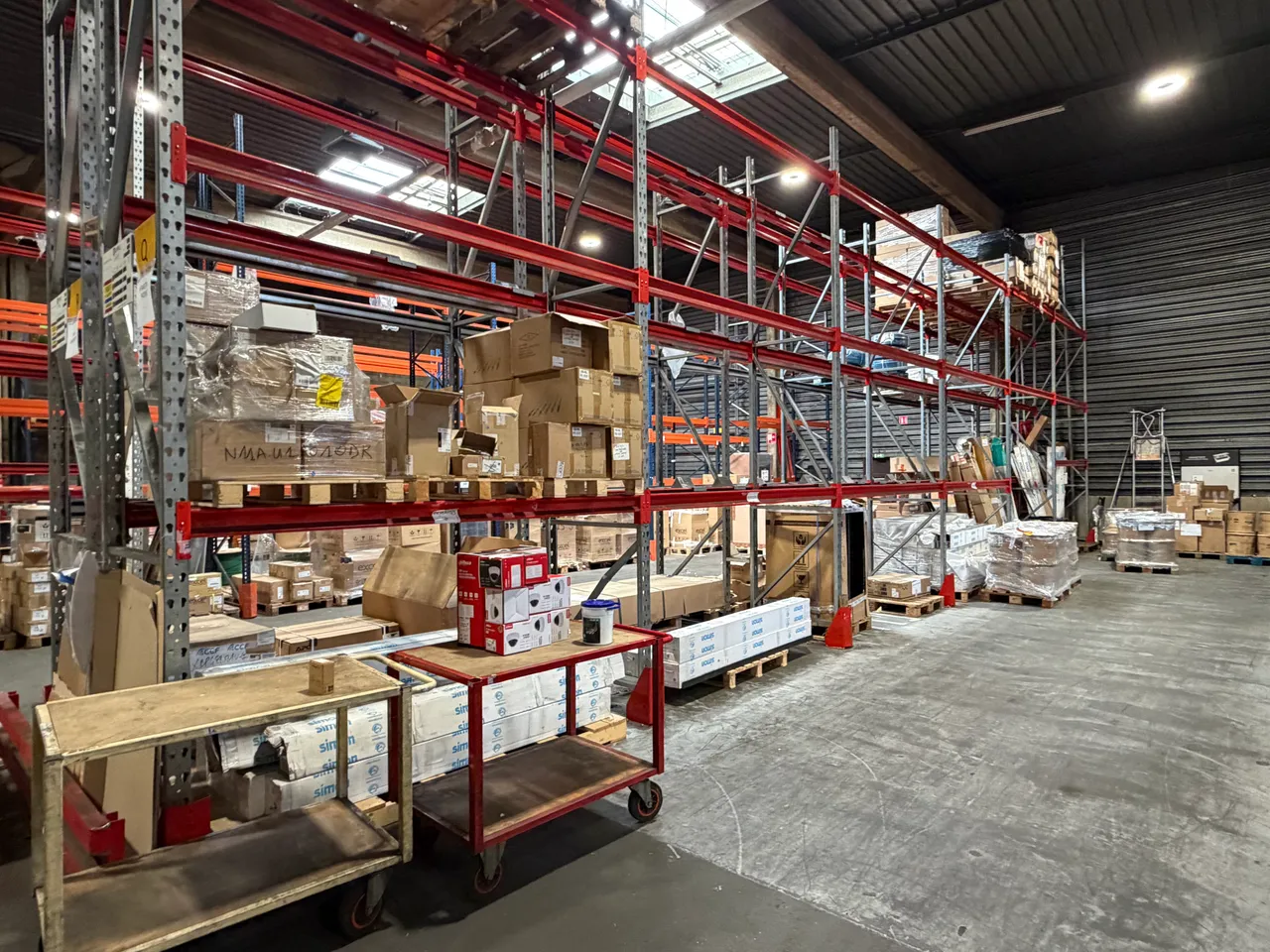 logistics - Warehouse For Rent - gallery - 5