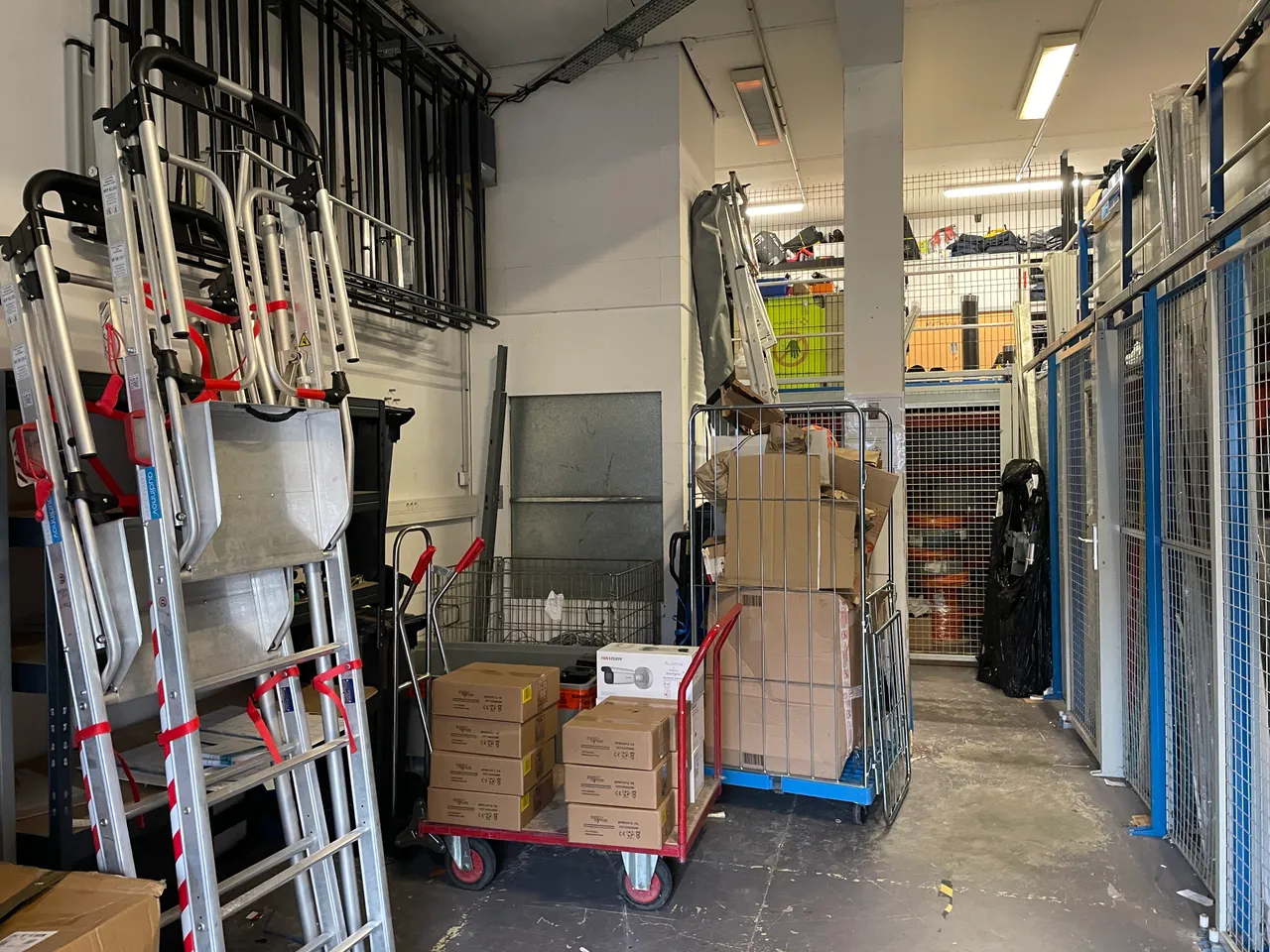 logistics - Mixte Activités / Bureaux À Louer - gallery - 8