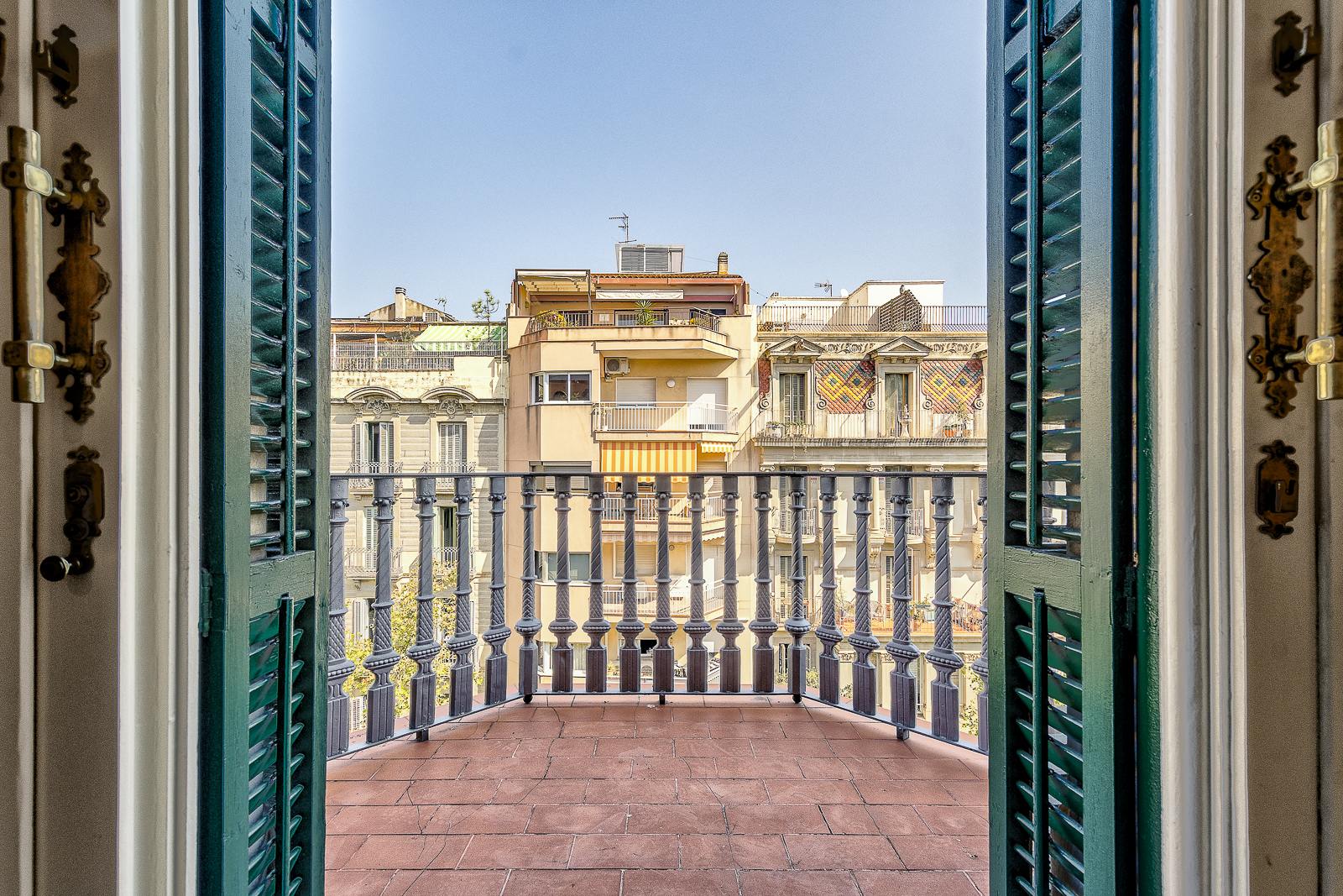 living - 110m² apartment for sale in Eixample Right, Barcelona - gallery - 2
