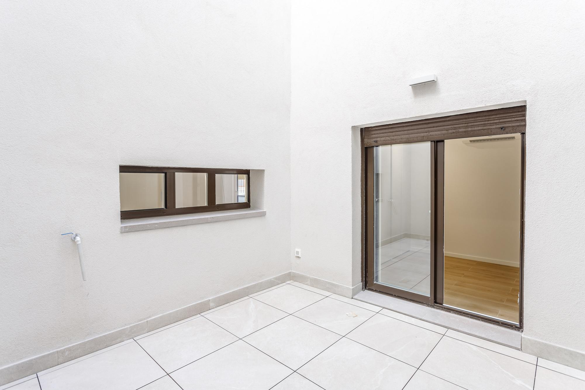 living - 72m² apartment with 16m² terrace for rent in Ventilla - Almenara - gallery thumbnail - 9