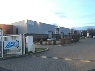 logistics - Activités / Bureaux À Vendre - featured