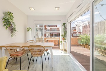 living - 90m² penthouse with 20m² terrace for sale in Sant Antoni - featured