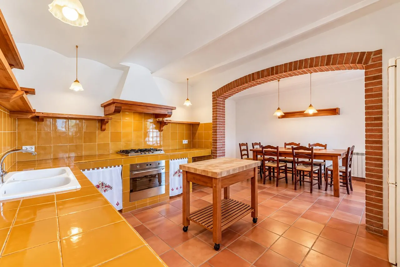 living - Casa rural de 436m² en venta en Penedès, Barcelona - gallery - 6
