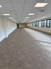 logistics - Logistics Warehouse For Rent - gallery thumbnail - 8