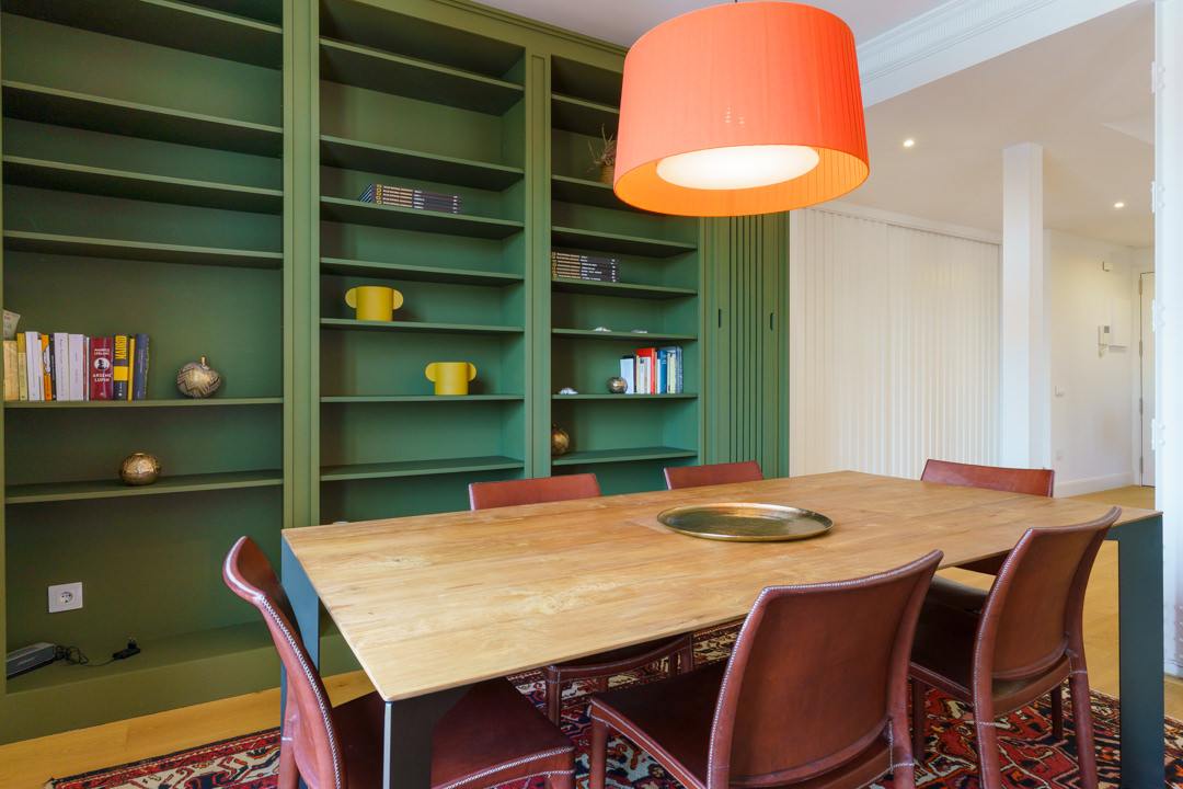 living - 140m² apartment for rent in Almagro, Madrid - gallery thumbnail - 9