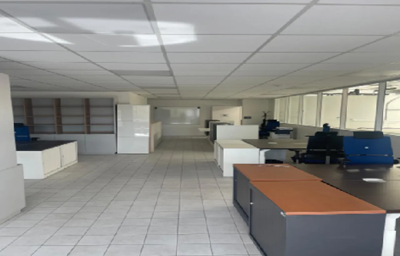 logistics - Activités / Bureaux À Louer - gallery - 8