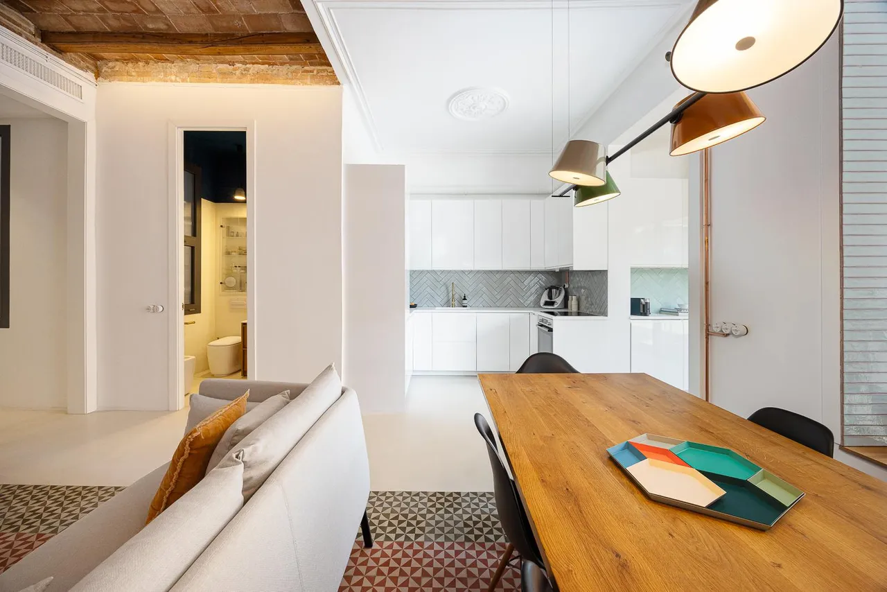 living - Piso de 100m² en venta en Eixample Izquierdo, Barcelona - gallery - 6