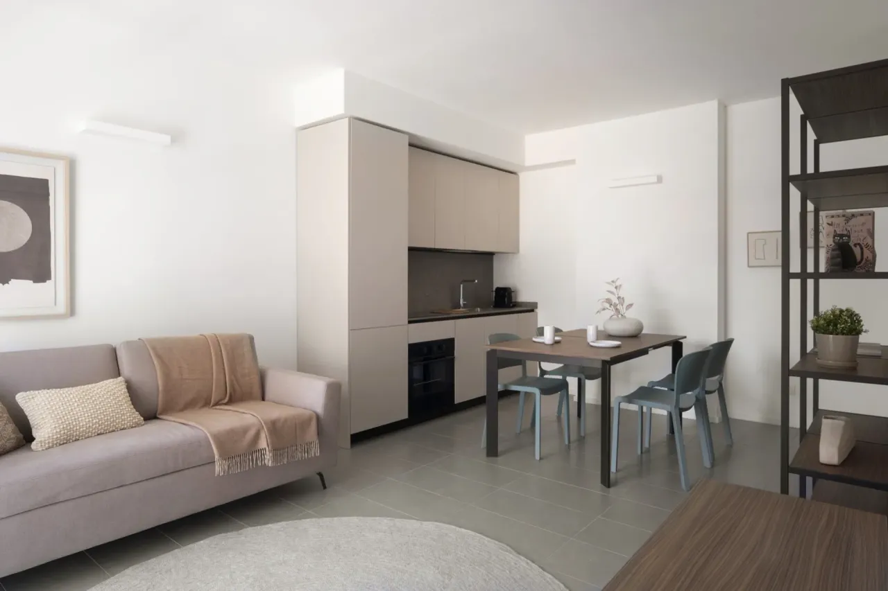 Studio of 43 sqm - Edificio C2 - LivinUp  | Milano - Floor Plan - 1